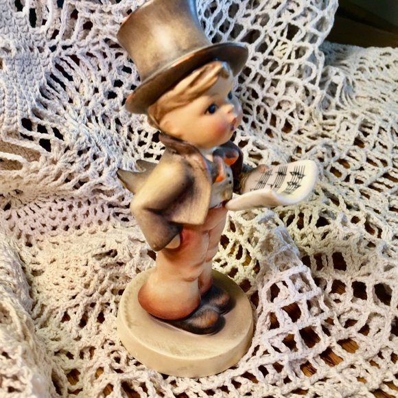 Hummel Street Singer once glued 1950's - Picture 2 of 4